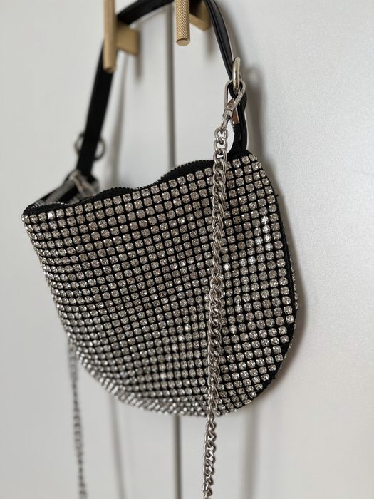 Geanta mică cu ștrasuri strălucitoare NOUA