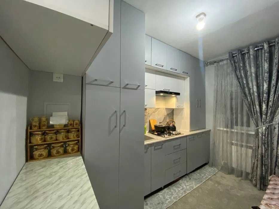 Продается 3х команатная квартира, Район Янги Хаёт 5 а, метро, 0837.