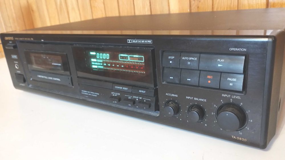 muzica casetofon Onkyo ta2820 deck