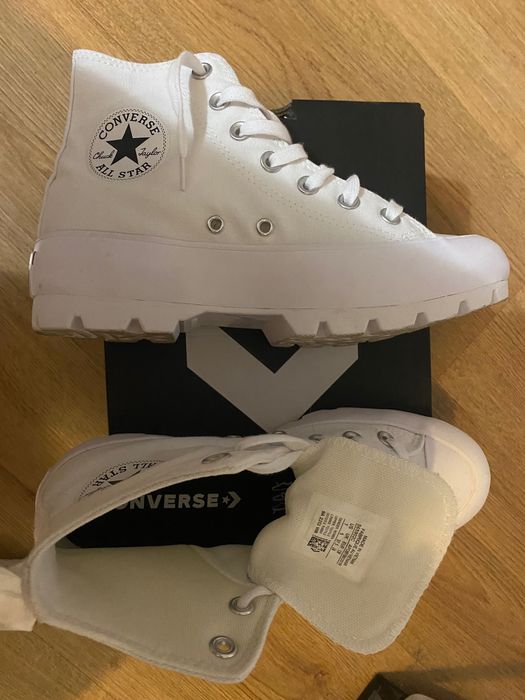 Нови кецове Converse