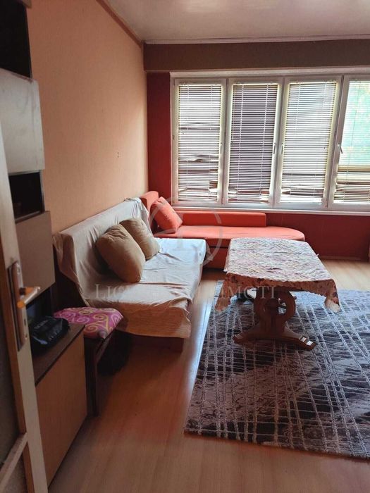 Продава се Тристаен апартамент в Пловдив, Кючук Париж - 76 кв.м за 1611 €/кв.м - Снимка #2