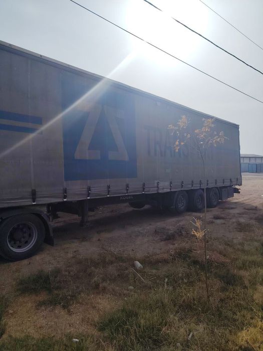 Renault + KOGEL прицеп Сотилади 
 Тягач: 2006-йил