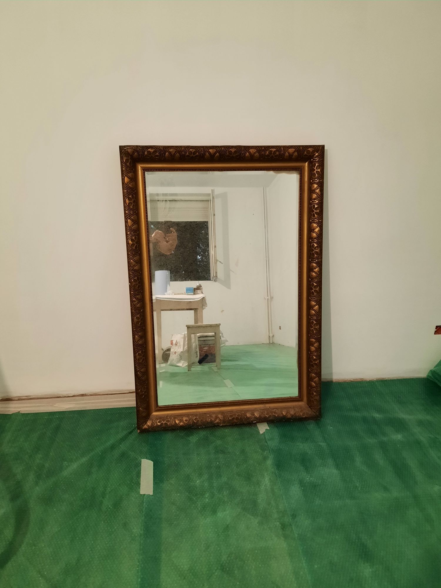 Oglinda vintage 127/88 cm , 300 Lei
