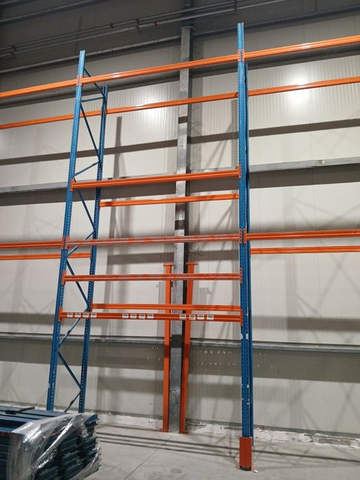 Rafturi metalice de vânzare producător Dexion picior albastru