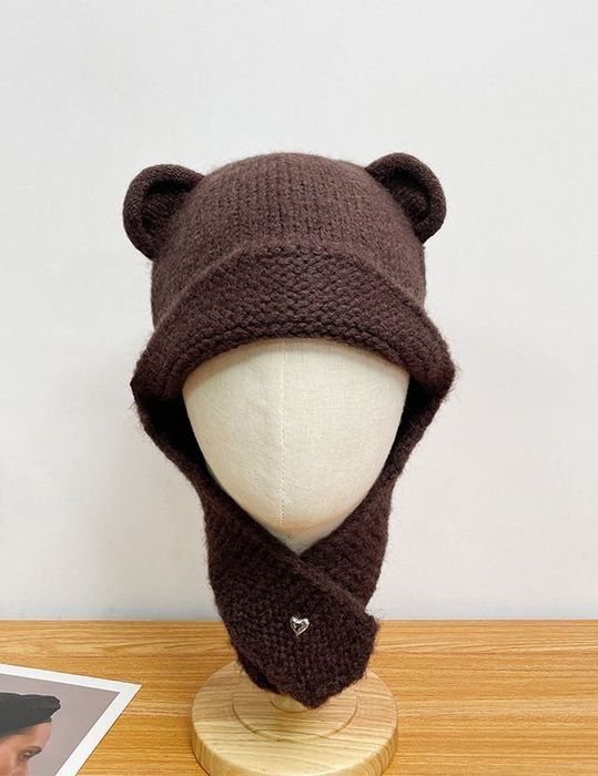 Продам   шапки .