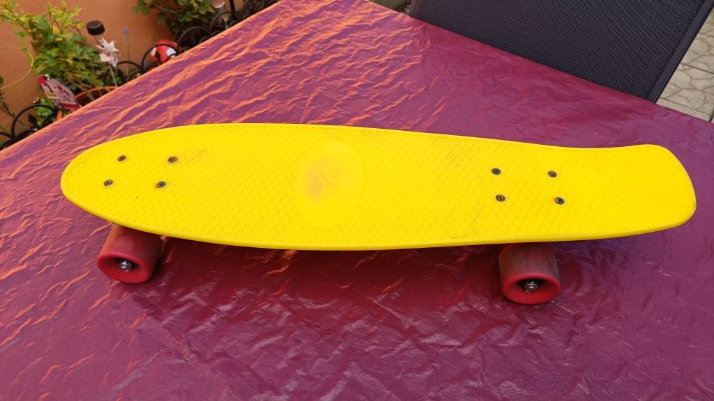 Penny Board GalbenMare