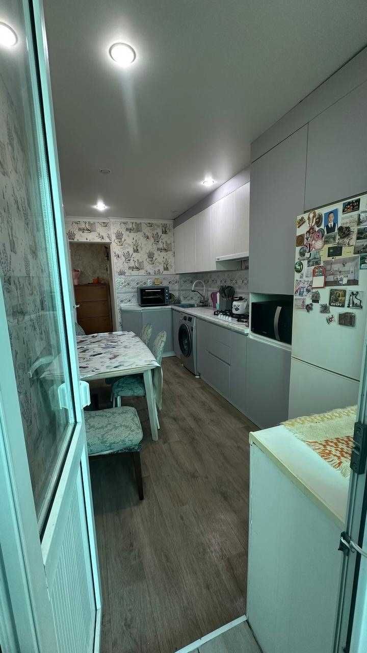 Продам 3-х комн.квартиру на 101 стрл