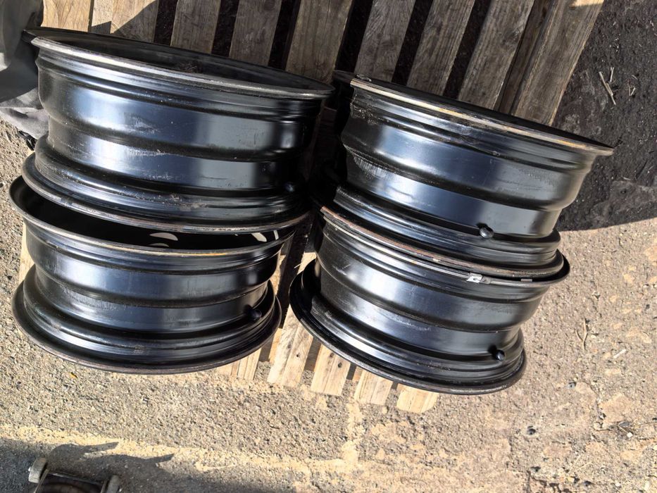 16 цола 5 х 120 мм Фолксваген Транспортер Т5 / Т6 / Крафтер - 6,5 Инча