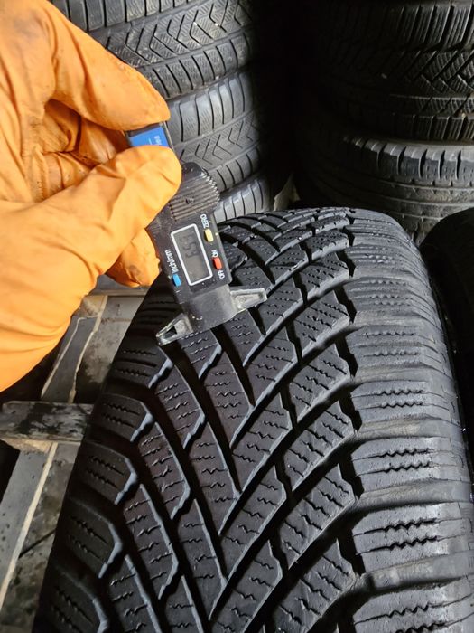 2 anvelope iarna 195 65 15 Continental 6.5mm