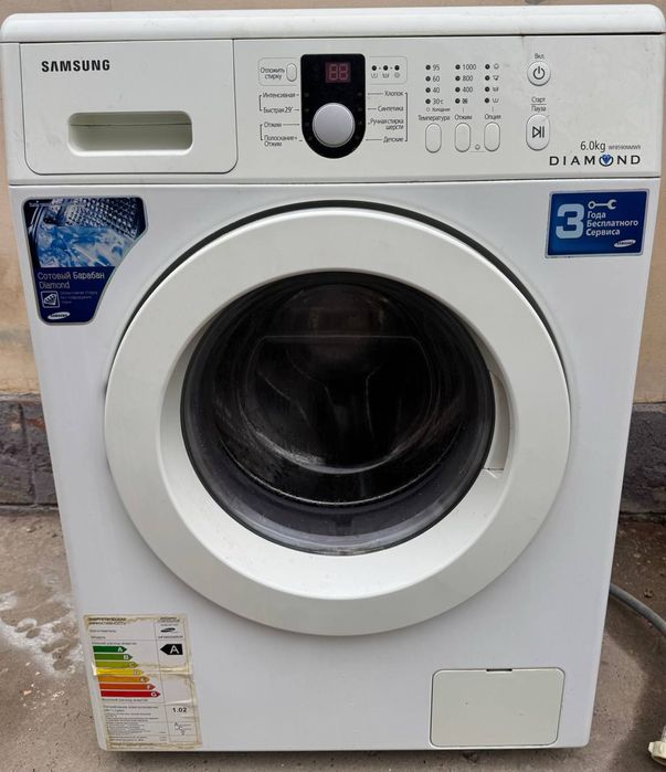 Продаёься нерабочая стиральная машина Samsung 6кг