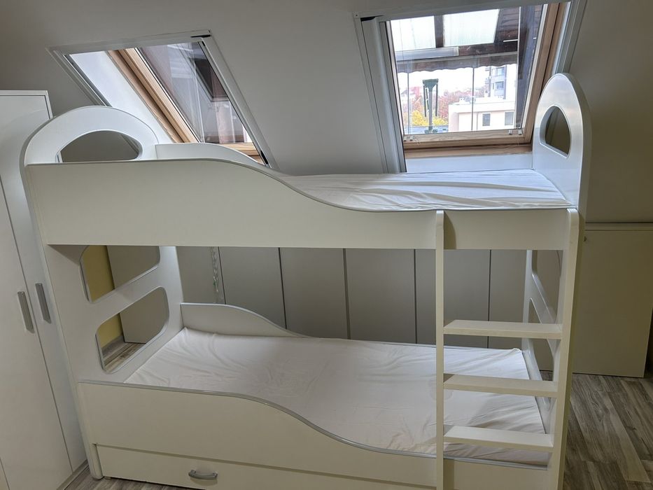 Детско двуетажно легло