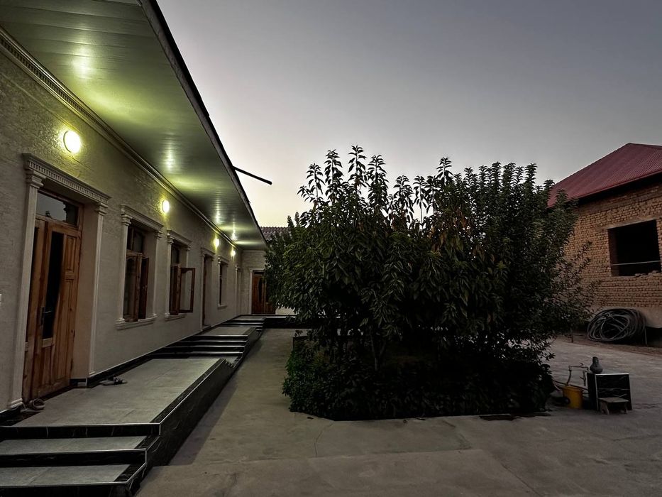 Бектемир, Самонбозор — 10 сотих, 2 та участка, 5 хонали уй

Бектемир,