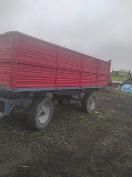 Vând utilaj 4.5 pe 2