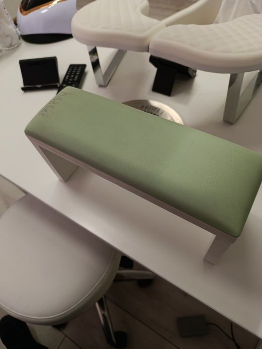 Поставка за маникюр Kodi