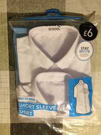 Бяла риза за ученическа униформа + подарък