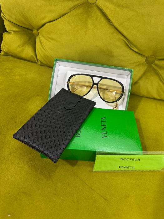 Ochelari Bottega Veneta