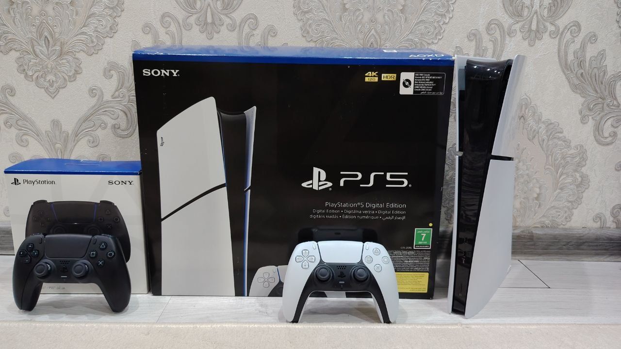 playstation 5 slim 1Tb 2 джойстик состояние как новый