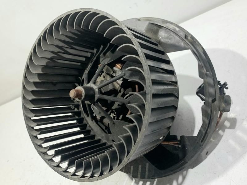 Aeroterma Seat Leon 2 facelift (2009-2012) 1K1820015J