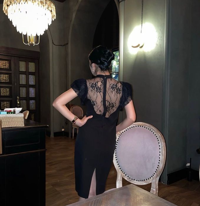 коктейльные черные платья для девушек