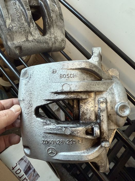 Предни спирачни апарати за Mercedes W211