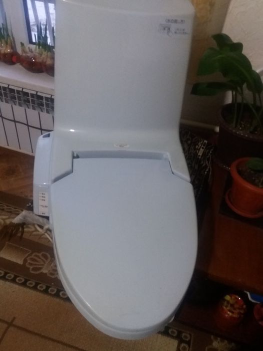 Продам биде на унитаз