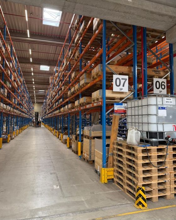 Rafturi metalice profesionale pentru depozitare marfa 686x976