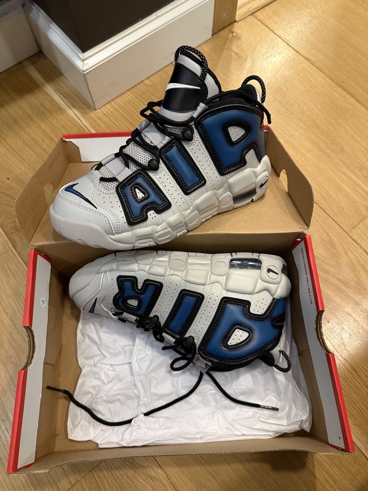 Nike air more (GS )