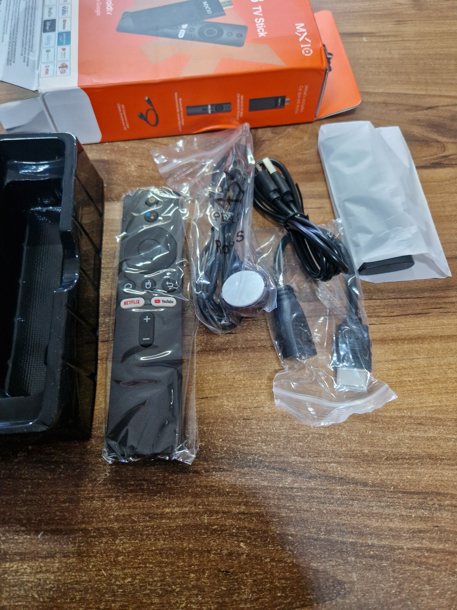 Stick hdmi cu Android 2gb/16gb