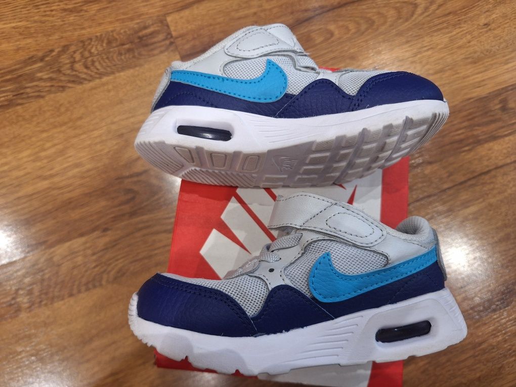 Детски маратонки NIKE AIR MAX 270
