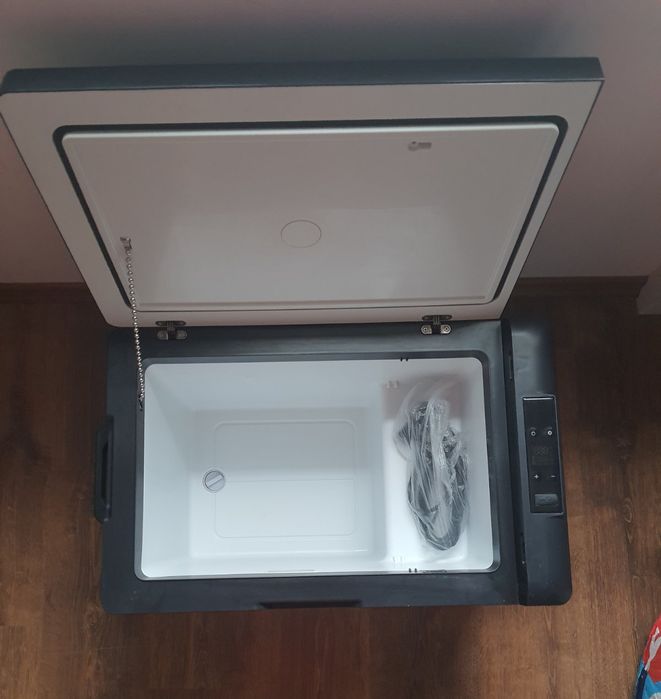 Хладилник за камион или кемпер