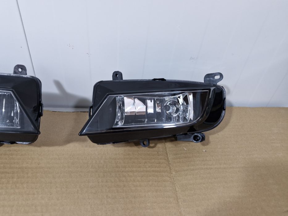 Proiector ceata Audi A4 B8 facelift 2012-2015 Nou