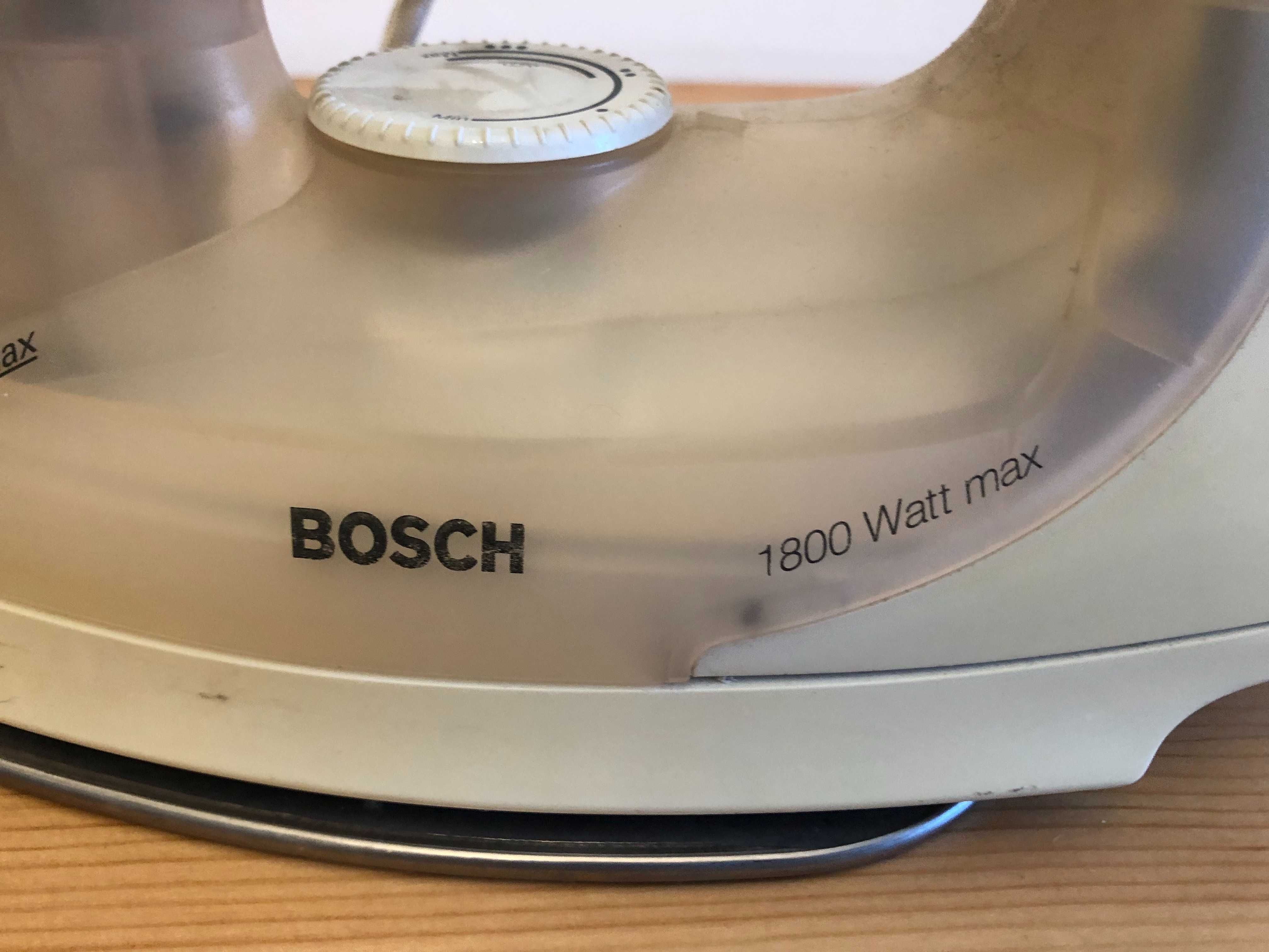 Fier de calcat cu abur Bosch TDA2135