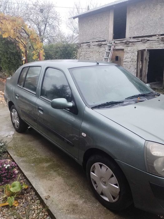 Vând Renault clio 2