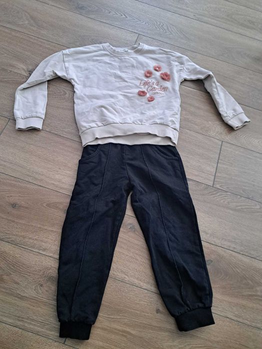 Дрешки момиче 104см