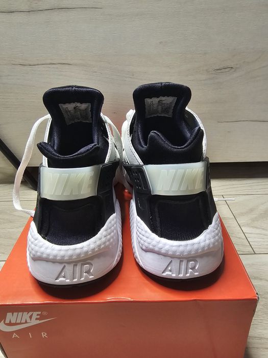 Adidași Nike Air Huarache