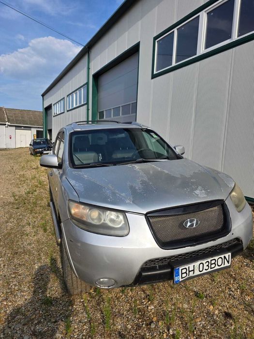 Vand Hyundai Santa Fe motor 2.2 din 2009 - motor defect