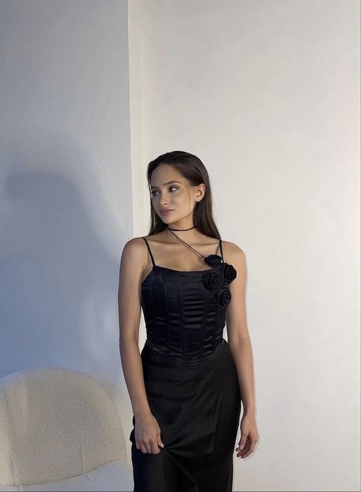 Корсет с розочкой