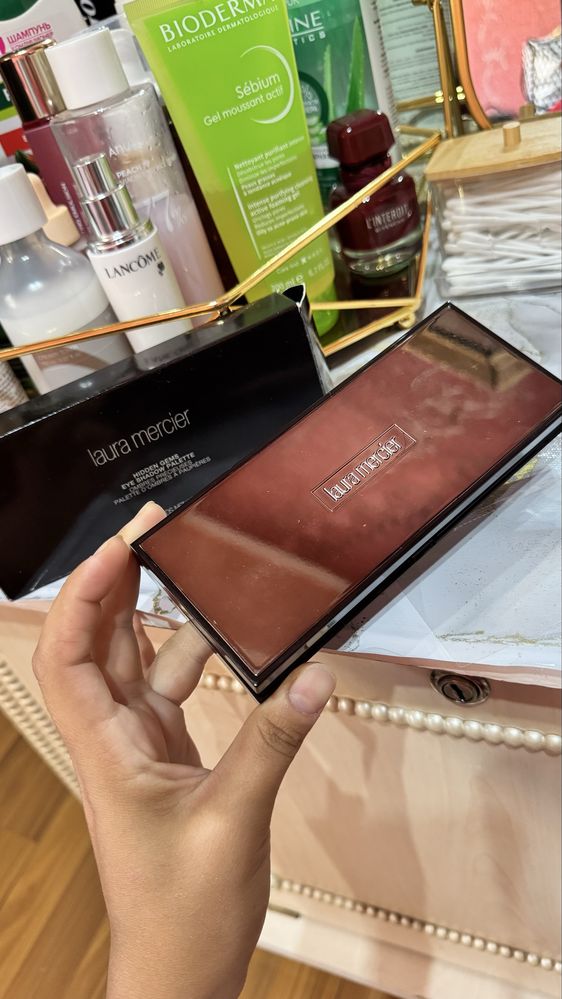 Люксовые тени от Laura Mercier