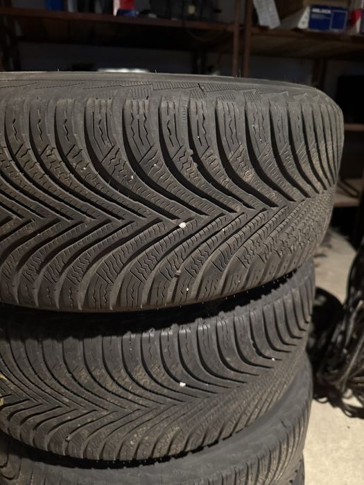 Set roti de iarna BMW F30/F31 - 225/55/R16 Michelin Alpin 5