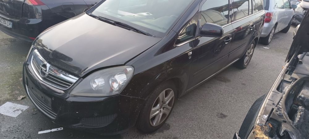 Opel Zafira B 1.7/1.9 CDTi 2008г. на части