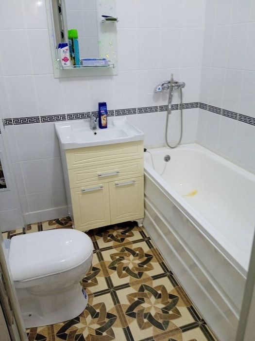 Балгарский пасёлка томонда жойлашган 2 хонали квартира ижарага берилад