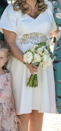 Rochie alba pt gravide