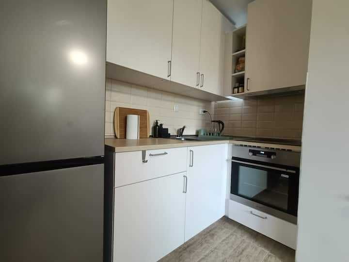 Уютна къща – район Ален Мак!