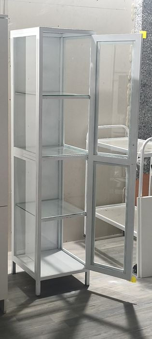 шкаф / tibbbiyot shkafi