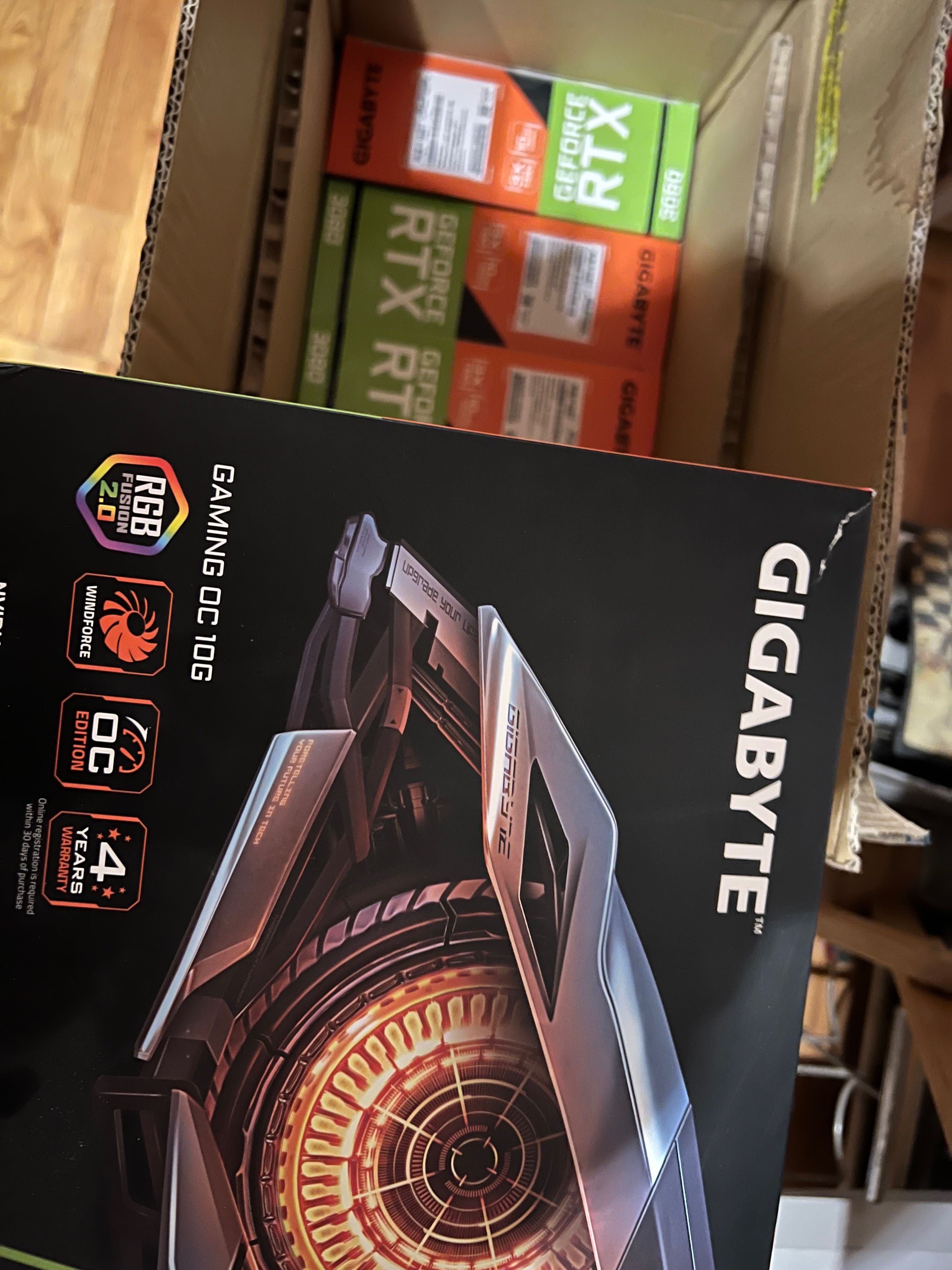 GIGABYTE GeForce RTX 3080, 10GB, 6 бр.