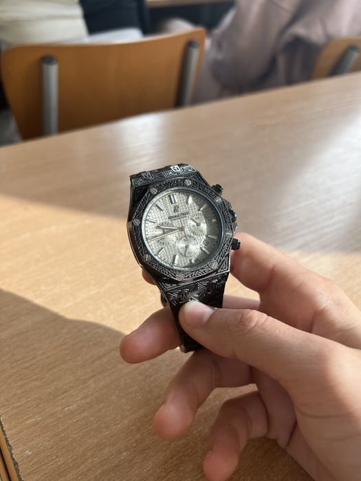 Часовник Audemars Piguet