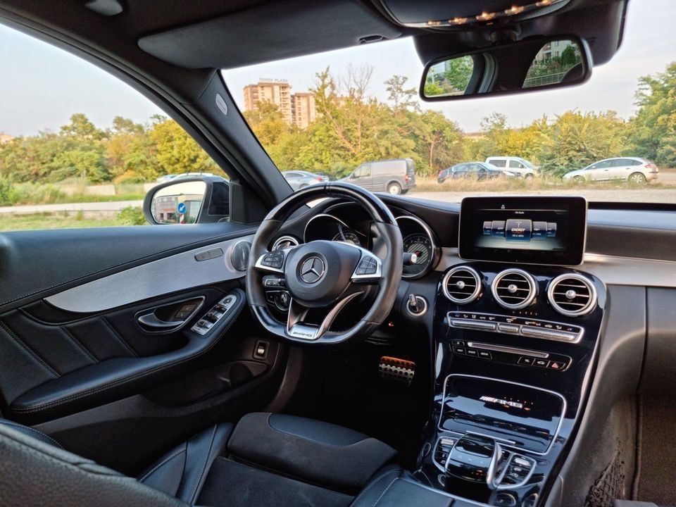 Кола под наем за бал/сватба и други Mercedes C 63 AMG