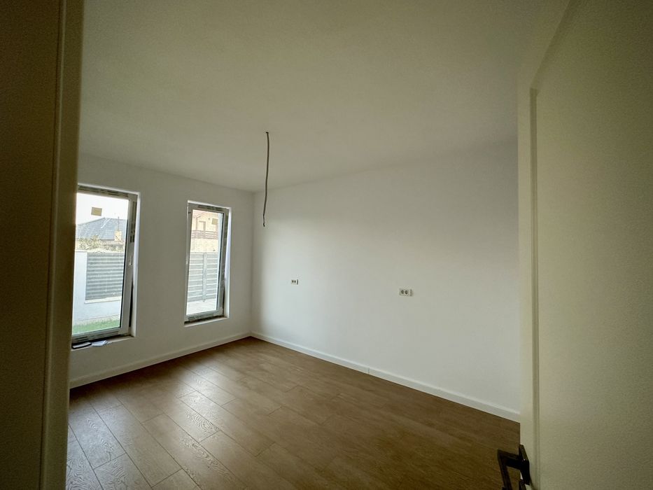 Duplex 3 camere | 2 bai | 300mp teren | 86mp utili