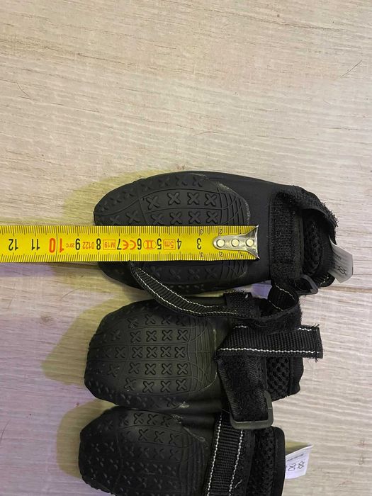 Pantofi pentru caine