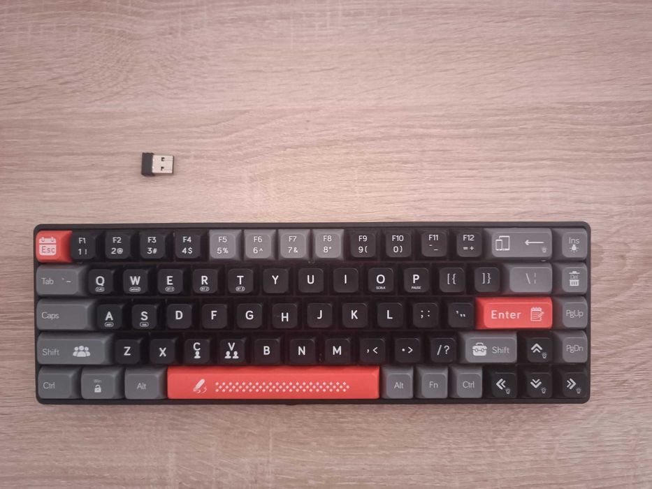 Keyboard high quality(tacky)